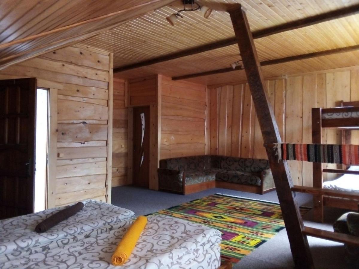 Guest House Mansarda Yaremche Exterior photo